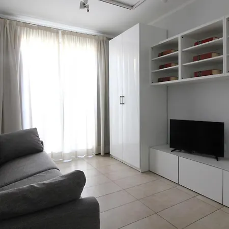 Italianway-b7 Apartamento *